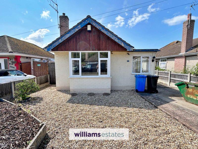 Harlech Crescent, Prestatyn 2 bed detached bungalow for sale £165,000