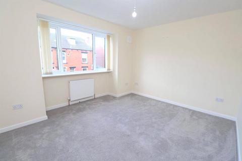 26 Brooklyn Place, Armley, Leeds, LS12 2BT