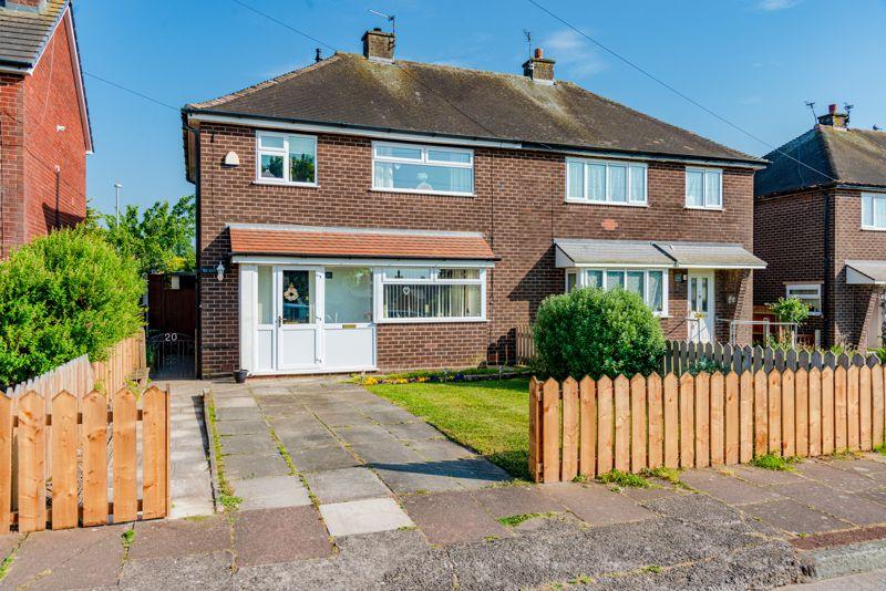 Larch Road, Runcorn 3 bed semidetached house for sale £140,000