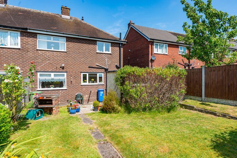 Larch Road, Runcorn 3 bed semidetached house for sale £140,000