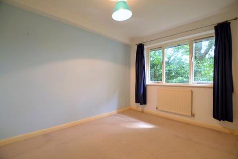 1 bedroom apartment for sale, Portsmouth Road, Milford