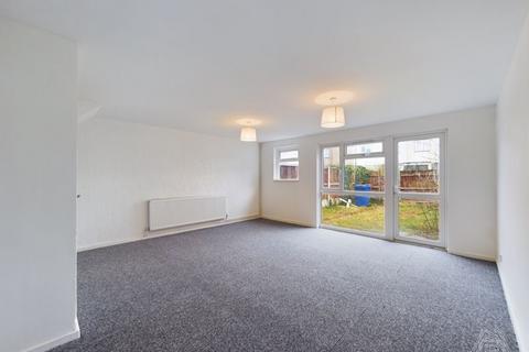 19 Foxglove Road, South Ockendon, RM15 6EU