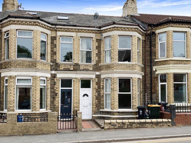 Queens Hill, Newport 4 bed terraced house £1,000 pcm (£231 pw)