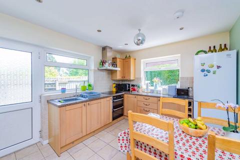 3 bedroom detached bungalow for sale, Penygarreg Rise, Pant, Oswestry