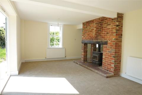 4 bedroom detached house to rent, Fontridge Lane, Etchingham