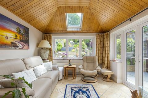 24 Pinewood Avenue, Sevenoaks, TN14 5AF