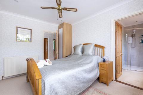24 Pinewood Avenue, Sevenoaks, TN14 5AF