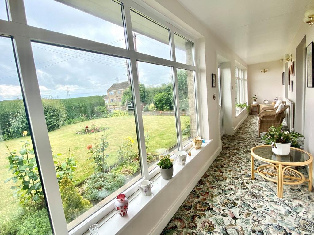 Peep Green Road, Hartshead, WF15 3 bed bungalow £450,000