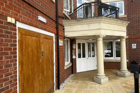 2 bedroom retirement property for sale, High Street, Orpington, Kent, BR6 0JQ