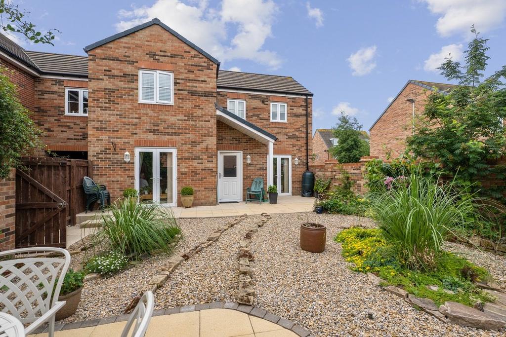 Palmerston Avenue, St. Wood, Morpeth, NE61 2GF 4 bed link