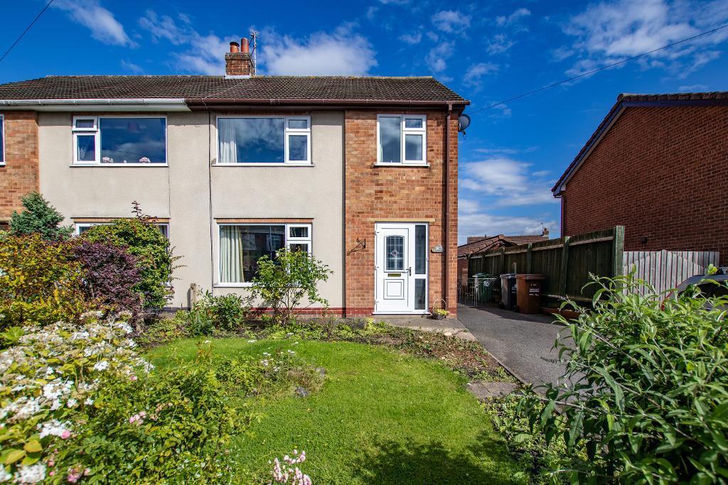 Forest Street, Shepshed, LE12 9DA 3 bed semidetached house £235,000