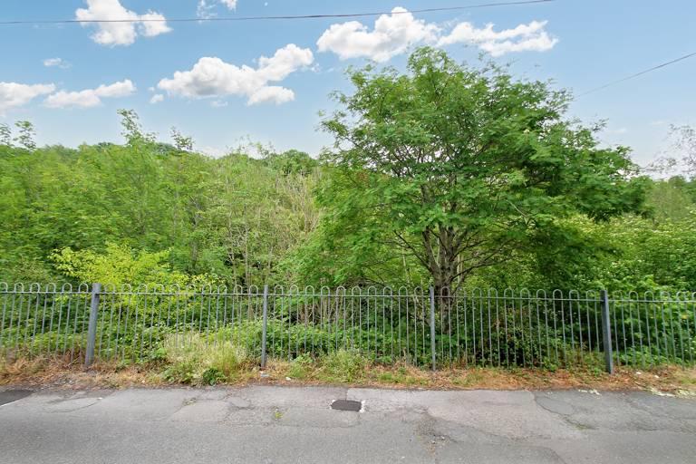 Ebbw Vale NP23 3 bed terraced house for sale £120,000