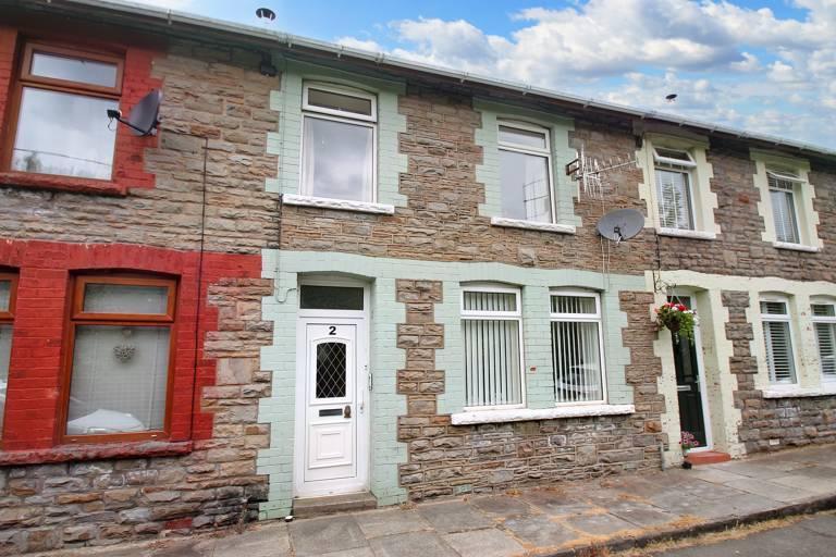 Ebbw Vale NP23 3 bed terraced house for sale £120,000