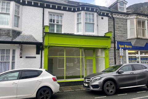 Apartment for sale, Newborough Street, Blaenau Ffestiniog, Gwynedd, LL41