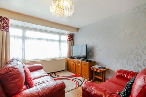 36 Albany Park Avenue, Enfield, EN3 5NT