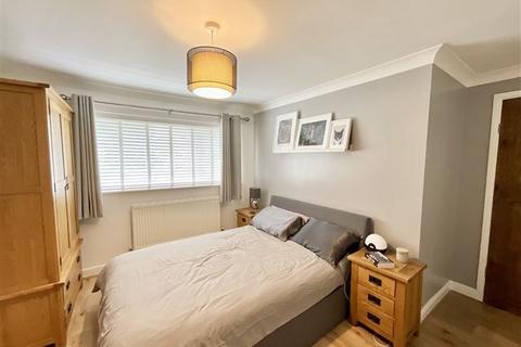 437 Retford Road, Sheffield, S13 9WB