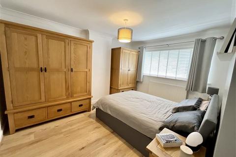437 Retford Road, Sheffield, S13 9WB