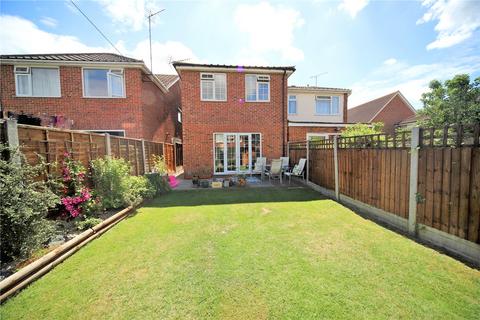 4 bedroom semi-detached house for sale, Avondale Gardens, Stanford-le-Hope, Essex, SS17