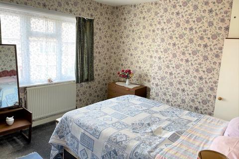 304 Bath Road, Kettering, NN16 9LU