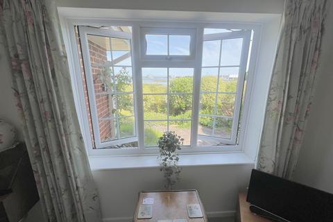 29 Falconer Drive, Poole, BH15 4QQ