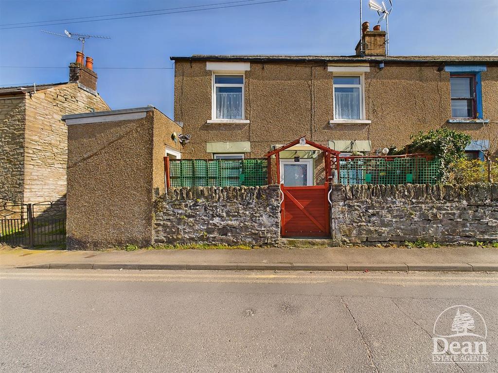 Heywood Road, Cinderford 2 bed cottage for sale £160,000