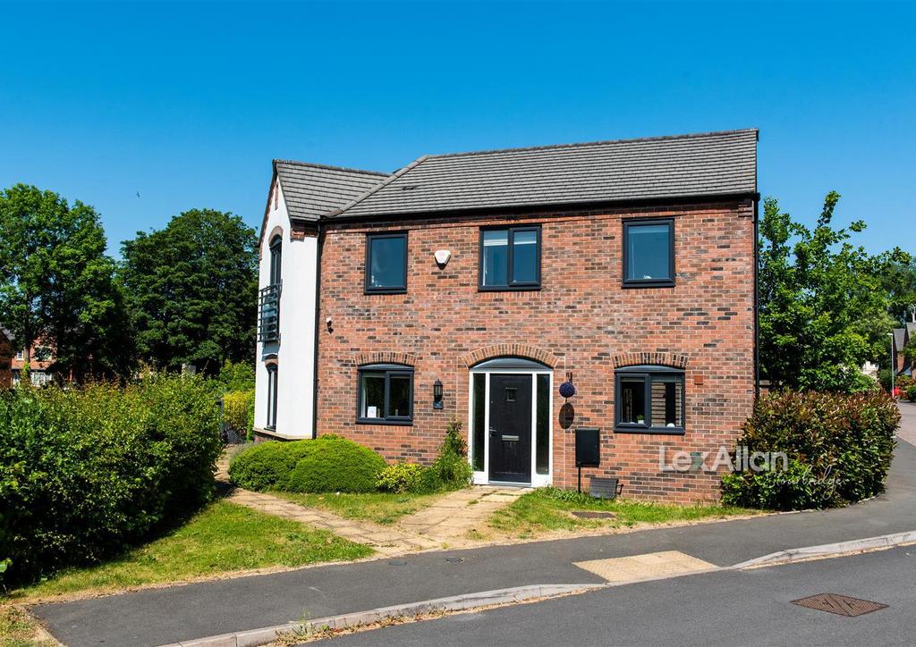 Argyle Close, Stourbridge 3 bed detached house for sale £355,000