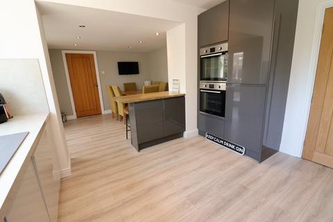 3 Lockfield Drive, Barnoldswick, BB18 6HN