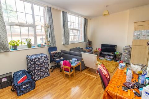 1 bedroom flat for sale, Andover Street, Leicester, LE2