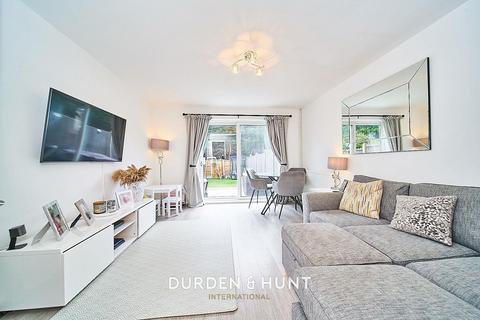 20 Heideck Gardens, Hutton, Brentwood, CM13 2UA