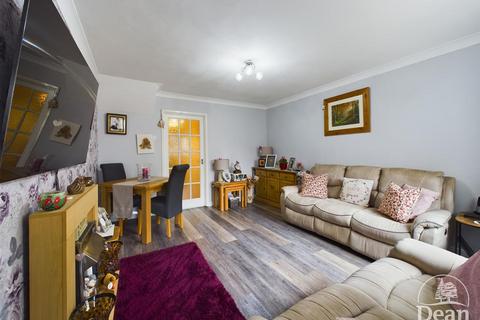 3 bedroom terraced house for sale, St. Whites Road, Cinderford