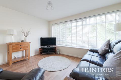 Flat 20, Westbourne Court Westbourne Avenue, Cheam, Sutton, SM3 9ED