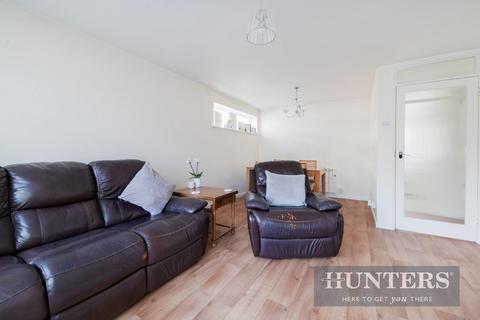 Flat 20, Westbourne Court Westbourne Avenue, Cheam, Sutton, SM3 9ED