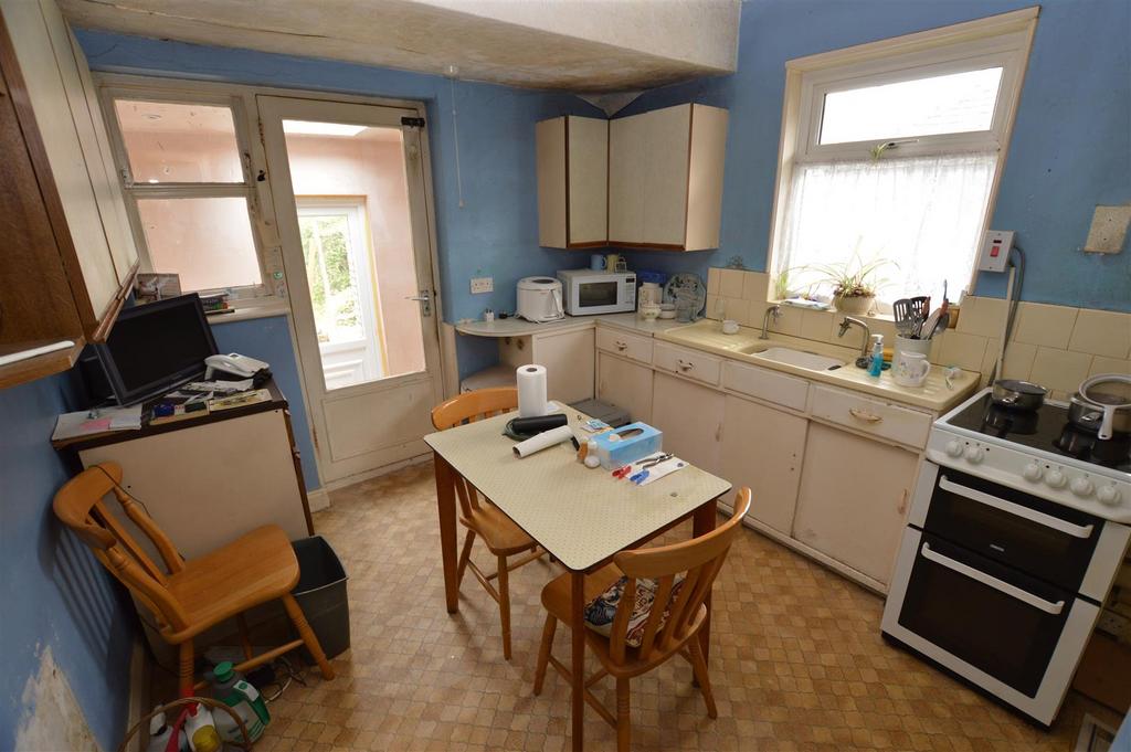 Sherborne Way, Croxley Green, Rickmansworth 2 bed semidetached