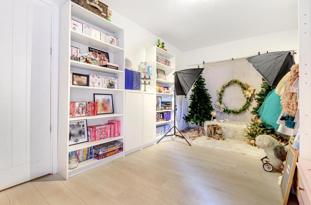 14 Grove Road for sale by Guildcrest Estates- Outb