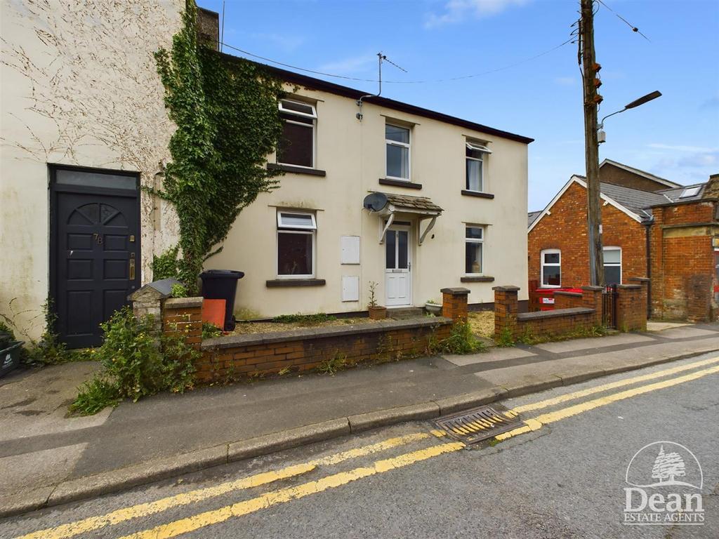Woodside Street, Cinderford 2 bed semidetached house for sale £150,000