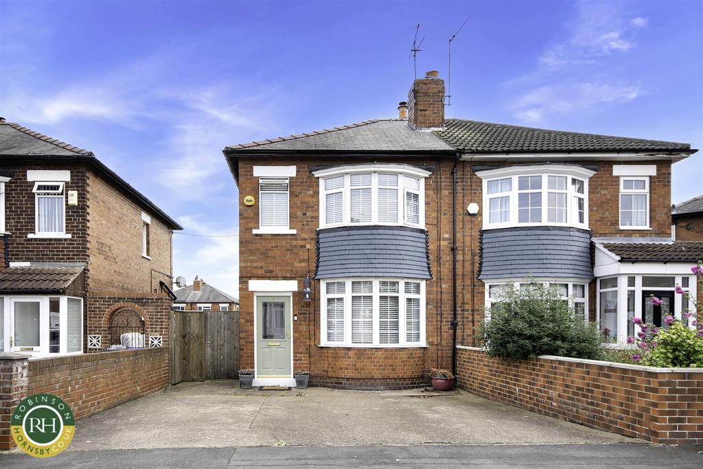 Thorntondale Road, Scawsby, Doncaster 3 bed semidetached house for