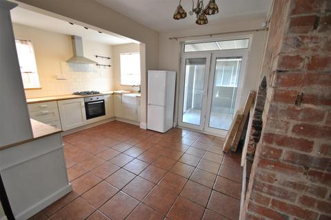 6 Thorntondale Road, Doncaster, DN5 8SL