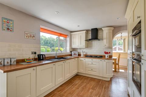 3 bedroom detached house for sale, Three Ridges, Hilton, Bridgnorth