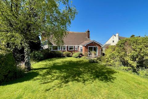 2 bedroom detached bungalow for sale, Maes Y Castell, Llanrhos, Llandudno