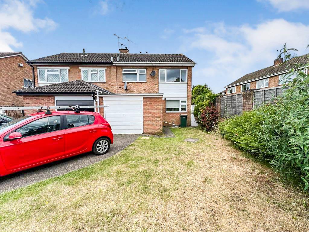 Coombe Park Road, Binley, Coventry, CV3 2NW 3 bed semidetached house