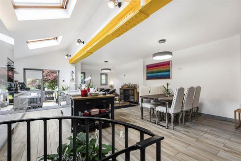 4 bedroom semi-detached house for sale - Brunswick Hill, Reading