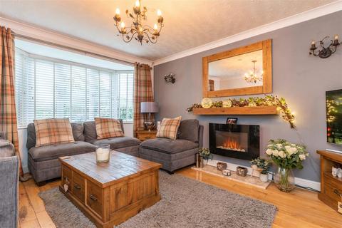 17 Fox Road, Castle Donington, Derby, DE74 2UN