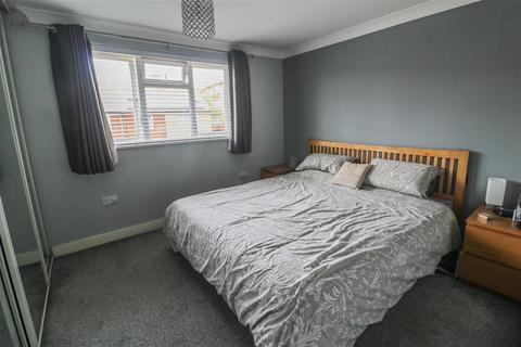 144 Abbotsweld, Harlow, CM18 6TJ