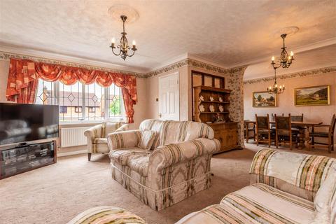 31 Fox Road, Castle Donington, Derby, DE74 2UN