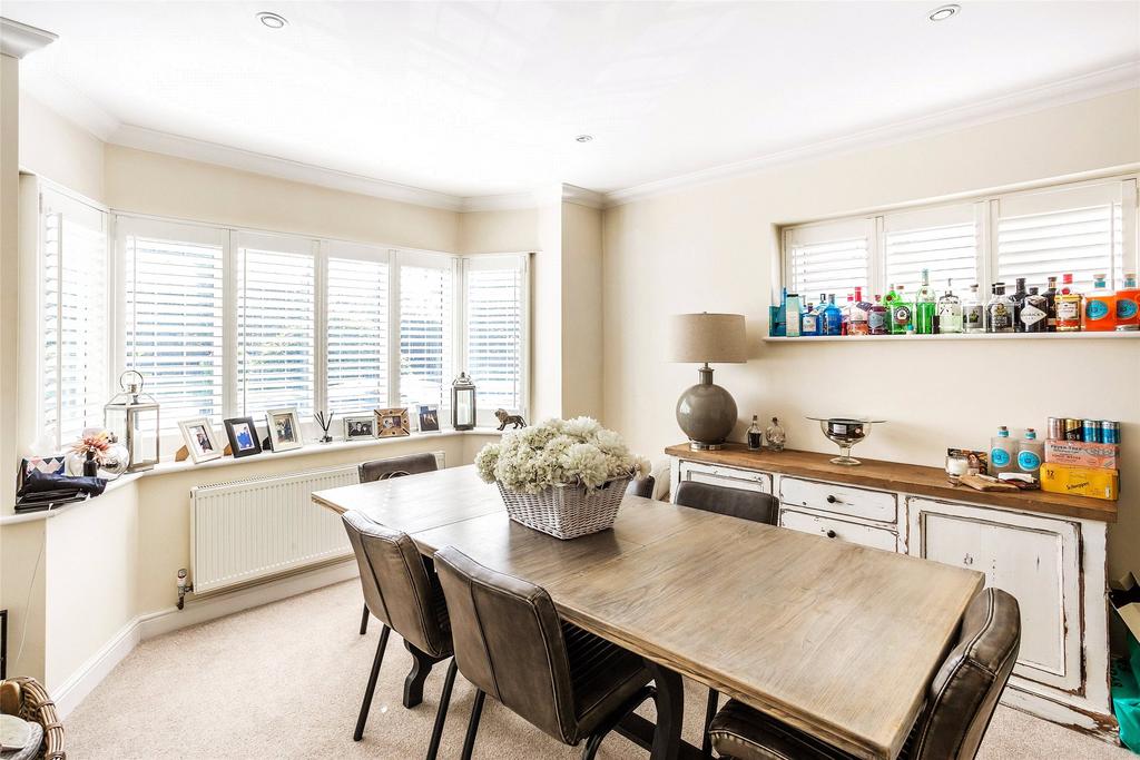 Ivy Mill Lane, Godstone, Surrey, RH9 3 bed detached house for sale £