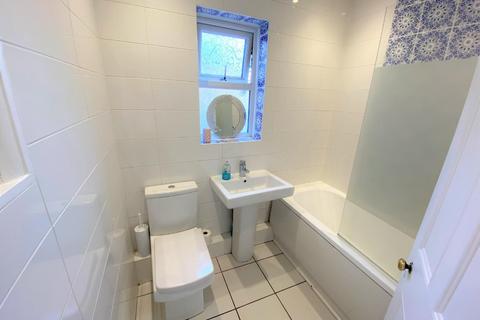 29 Chapel Road, Manchester, M22 4JN