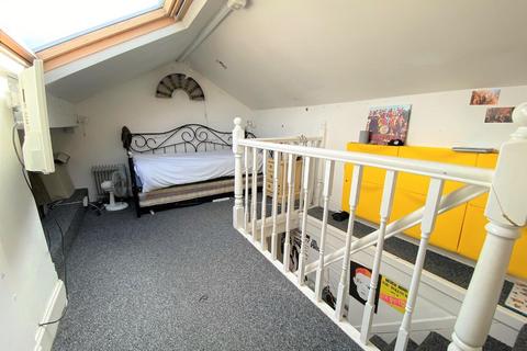 29 Chapel Road, Manchester, M22 4JN