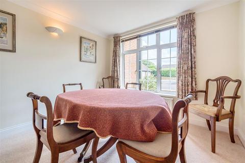 3 bedroom apartment for sale, Park Road, Haslemere