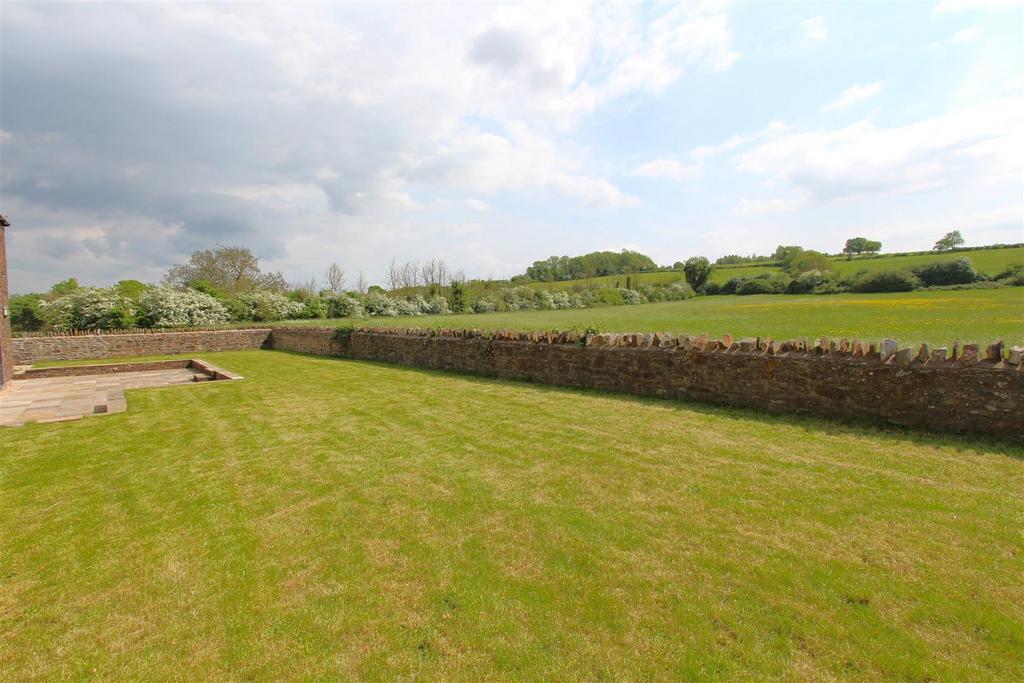 Garden 1.JPG
