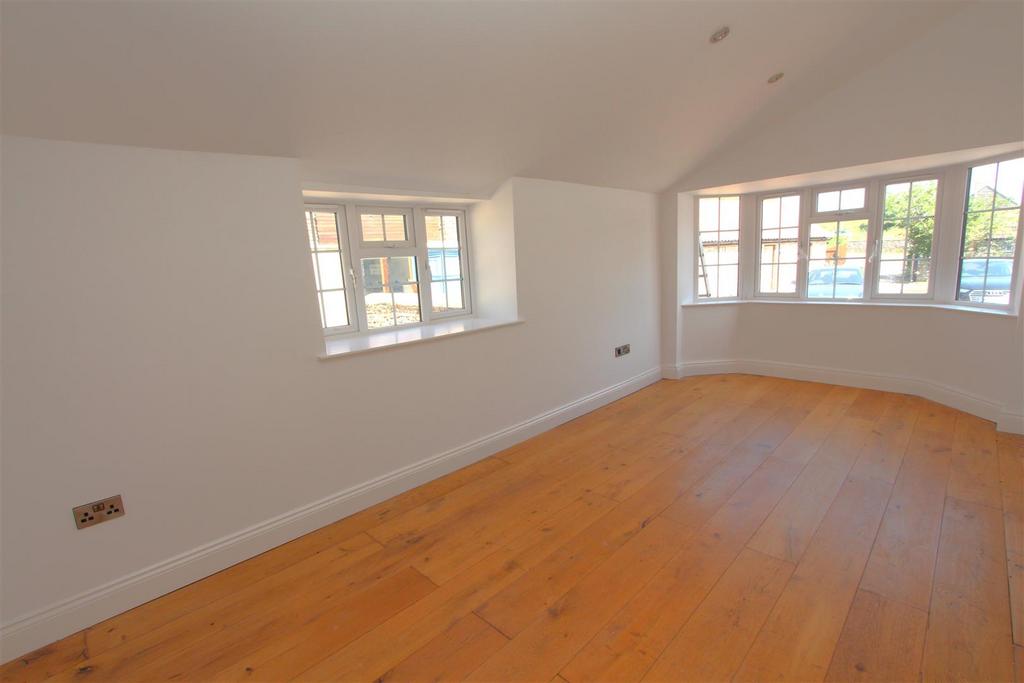 Family Room.JPG